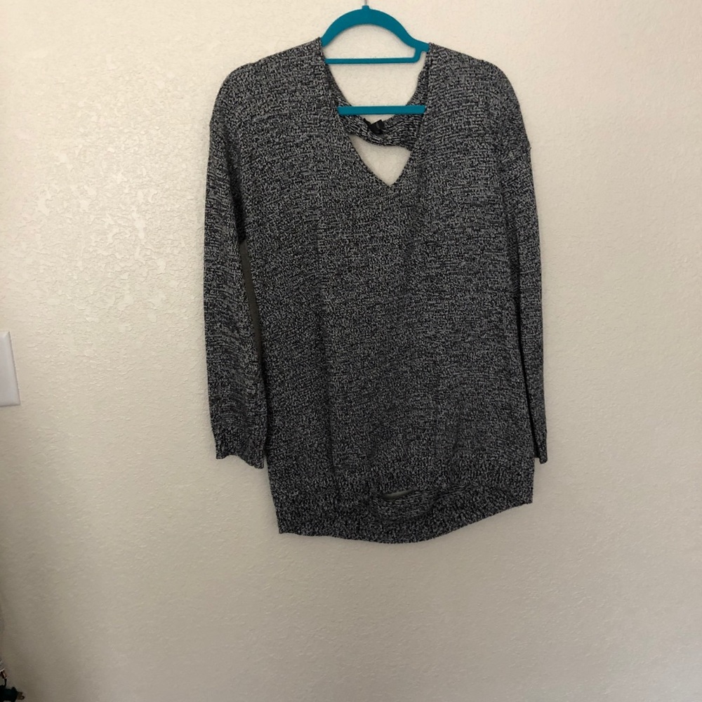 Express sweater - Picture 1 of 2